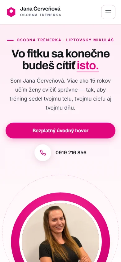Úvodná stránka webu Jany Červeňovej: portrét, tlačidlo na úvodný hovor, Fit Factory LM a hodnotenie 5,0. — mobilné zobrazenie